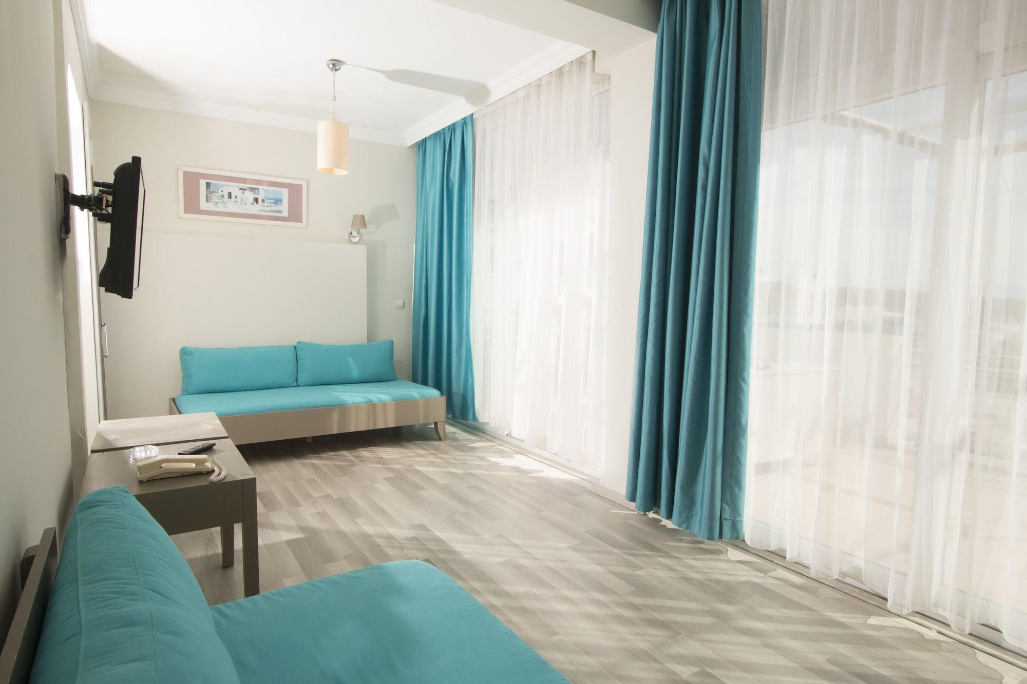 Sky Nova Hotel & Suites Bodrum 외부 사진