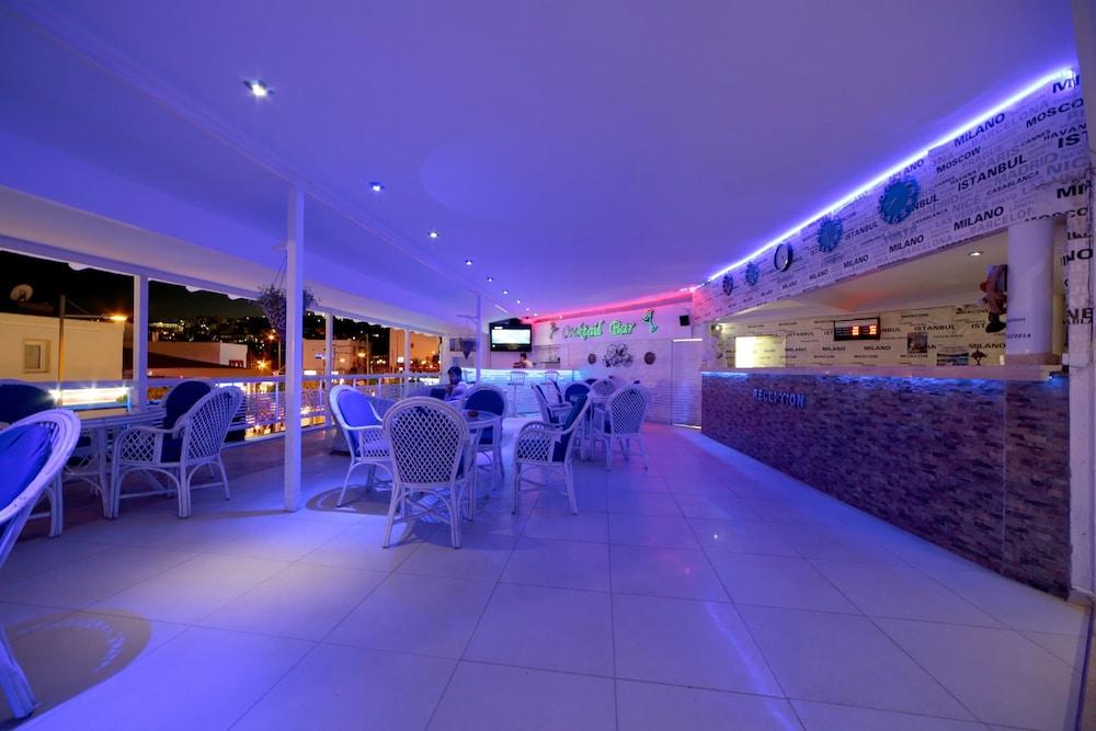 Sky Nova Hotel & Suites Bodrum 외부 사진